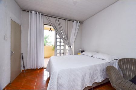 Casa à venda com 443m², 3 quartos e 3 vagasSuíte