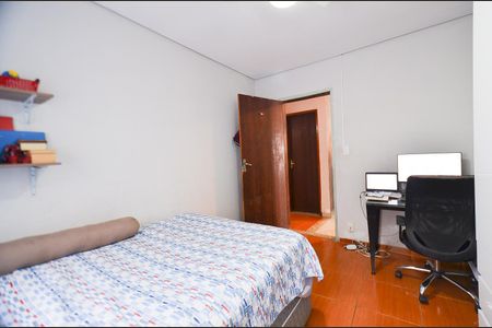 Casa à venda com 443m², 3 quartos e 3 vagasQuarto 2