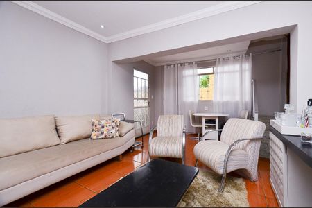Sala de casa à venda com 3 quartos, 443m² em Maria Goretti , Belo Horizonte