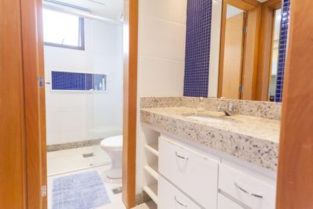 Apartamento à venda com 111m², 3 quartos e 3 vagasBanheiro Social