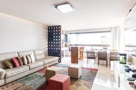 Apartamento à venda com 111m², 3 quartos e 3 vagasSala