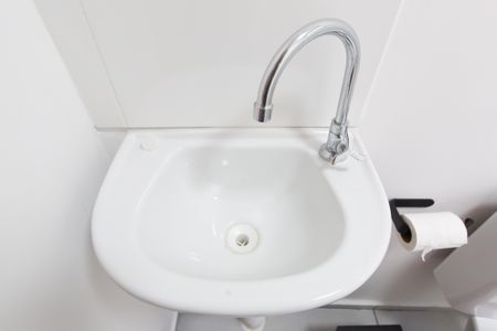 Apartamento à venda com 41m², 2 quartos e sem vagaBanheiro - Detalhe