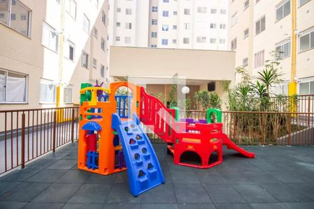 Apartamento à venda com 41m², 2 quartos e sem vagaÁrea comum - Playground