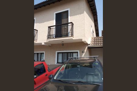 Casa à venda com 93m², 3 quartos e 2 vagas