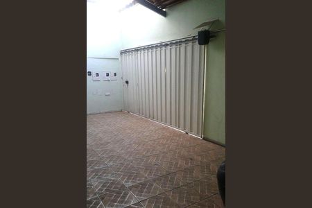 Casa à venda com 218m², 3 quartos e 4 vagas