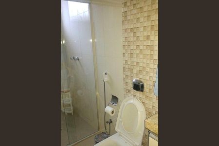 Casa à venda com 218m², 3 quartos e 4 vagas