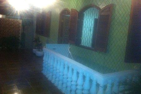 Casa à venda com 218m², 3 quartos e 4 vagas