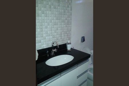 Casa à venda com 218m², 3 quartos e 4 vagas