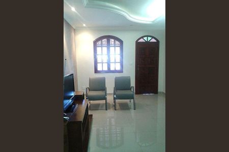 Casa à venda com 3 quartos, 218m² em Cinquentenario, Belo Horizonte