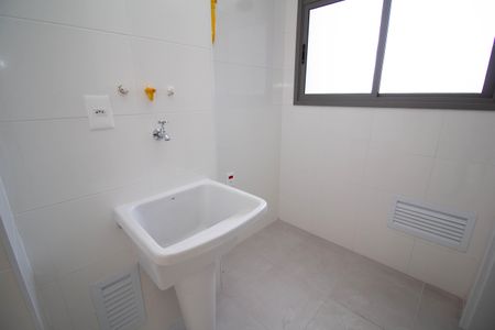 Apartamento à venda com 106m², 3 quartos e 2 vagas Apartamento à venda com 106m², 3 quartos e 2 vagasÁrea de Serviço