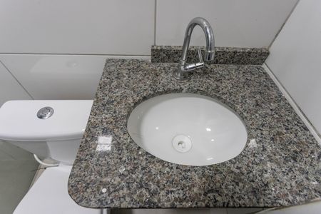 Banheiro de kitnet/studio para alugar com 1 quarto, 27m² em Centro, Diadema