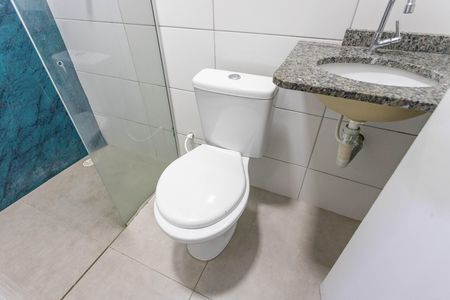 Banheiro de kitnet/studio para alugar com 1 quarto, 27m² em Centro, Diadema