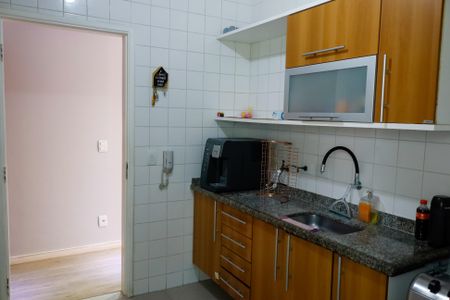 Apartamento à venda com 65m², 2 quartos e 1 vagaCozinha