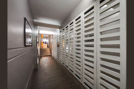 Fachada e portaria de apartamento para alugar com 2 quartos, 68m² em Tijuca, Rio de Janeiro