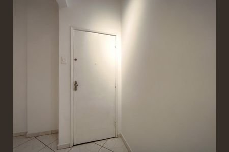 Apartamento para alugar com 68m², 2 quartos e sem vaga Apartamento para alugar com 68m², 2 quartos e sem vagaEntrada