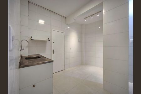 Cozinha de apartamento para alugar com 2 quartos, 68m² em Tijuca, Rio de Janeiro