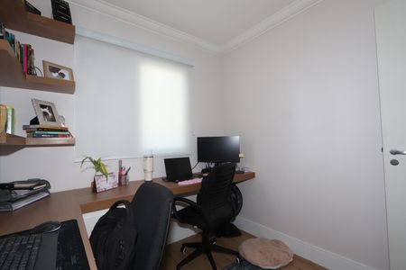 Apartamento à venda com 81m², 3 quartos e 2 vagasQuarto 2