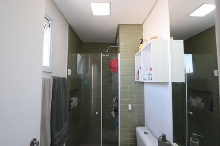 Apartamento à venda com 81m², 3 quartos e 2 vagasBanheiro da Suíte