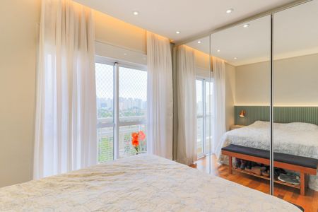 Apartamento à venda com 116m², 3 quartos e 4 vagas Apartamento à venda com 116m², 3 quartos e 4 vagasSuíte