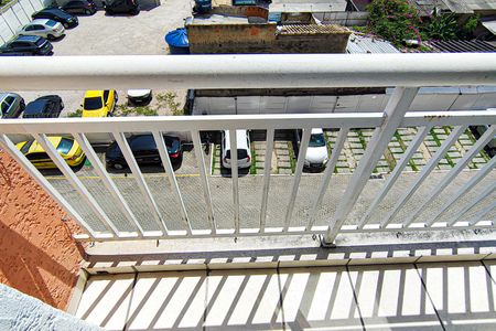 Sala - varanda de apartamento para alugar com 2 quartos, 48m² em Jacarepaguá, Rio de Janeiro