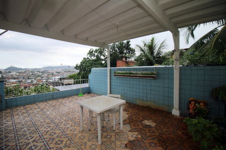 Casa à venda com 361m², 3 quartos e 2 vagasVaranda - Quintal