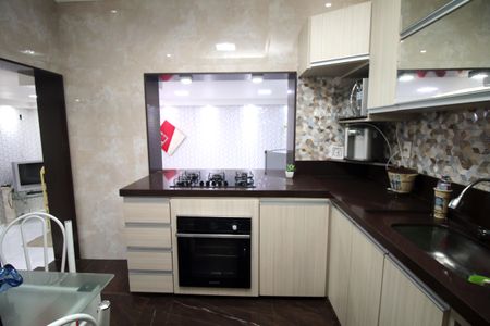 Casa à venda com 361m², 3 quartos e 2 vagasCozinha