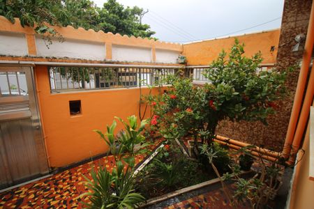 Casa à venda com 361m², 3 quartos e 2 vagasQuintal Frente
