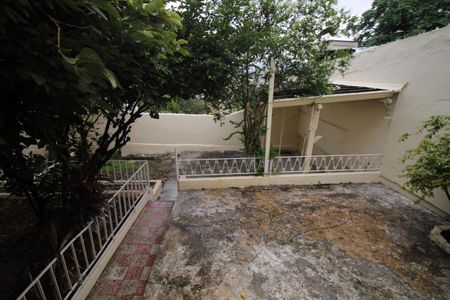 Casa à venda com 361m², 3 quartos e 2 vagasQuintal Fundos