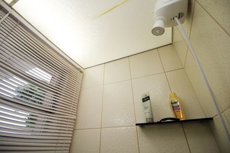 Casa à venda com 361m², 3 quartos e 2 vagasBanheiro da Suíte