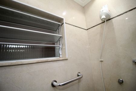 Casa à venda com 361m², 3 quartos e 2 vagasBanheiro Social