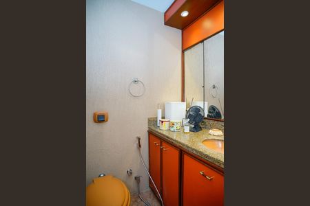 Apartamento à venda com 130m², 3 quartos e 2 vagasBanheiro da Suíte