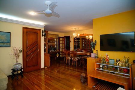 Sala de apartamento à venda com 3 quartos, 130m² em Icaraí, Niterói