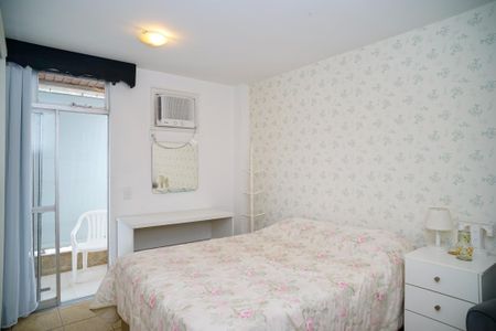 Apartamento à venda com 130m², 3 quartos e 2 vagasQuarto 2