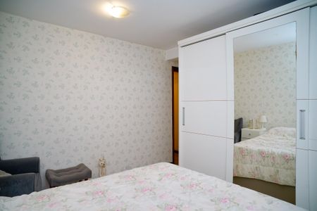 Apartamento à venda com 130m², 3 quartos e 2 vagasQuarto 2