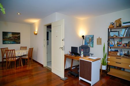 Sala de apartamento à venda com 3 quartos, 130m² em Icaraí, Niterói