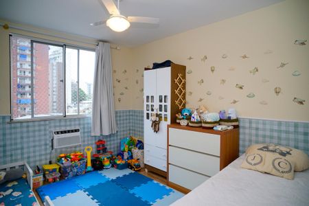 Apartamento à venda com 130m², 3 quartos e 2 vagasQuarto 3