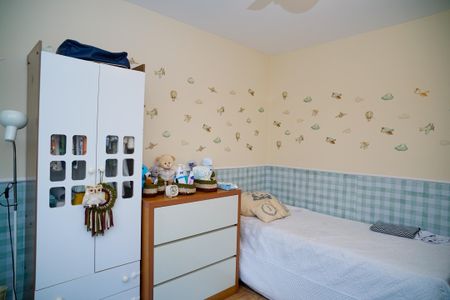 Apartamento à venda com 130m², 3 quartos e 2 vagasQuarto 3