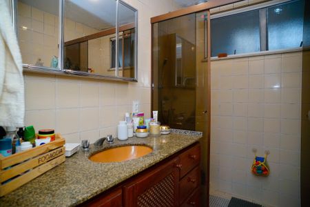 Apartamento à venda com 130m², 3 quartos e 2 vagasBanheiro