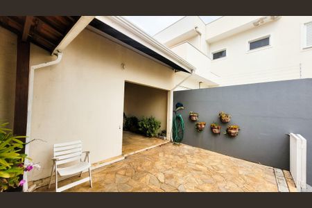 Casa de condomínio à venda com 257m², 4 quartos e 4 vagasÁrea externa