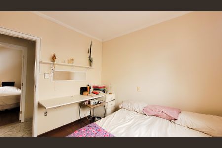 Casa de condomínio à venda com 257m², 4 quartos e 4 vagasQuarto 3