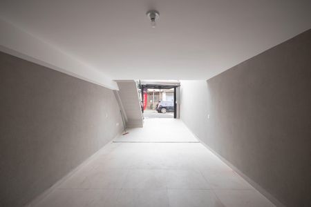 Casa à venda com 180m², 3 quartos e 5 vagas Casa à venda com 180m², 3 quartos e 5 vagasGaragem