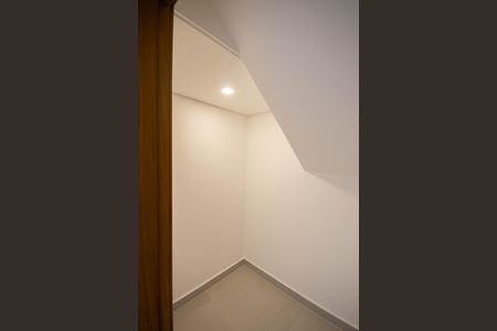 Casa à venda com 180m², 3 quartos e 5 vagas Casa à venda com 180m², 3 quartos e 5 vagasDespensa