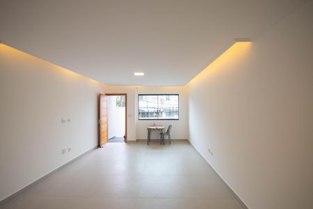 Sala de casa à venda com 3 quartos, 180m² em Parque Rodrigues Alves, São Paulo