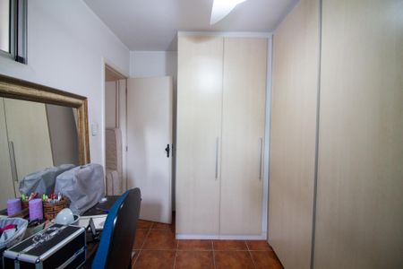 Casa à venda com 113m², 2 quartos e 1 vaga Casa à venda com 113m², 2 quartos e 1 vagaCloset do Quarto 2