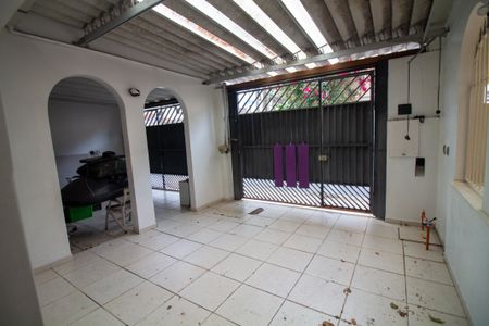 Casa à venda com 113m², 2 quartos e 1 vaga Casa à venda com 113m², 2 quartos e 1 vagaGaragem
