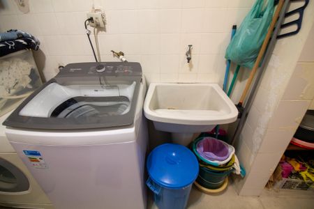 Casa à venda com 113m², 2 quartos e 1 vaga Casa à venda com 113m², 2 quartos e 1 vagaÁrea de Serviço