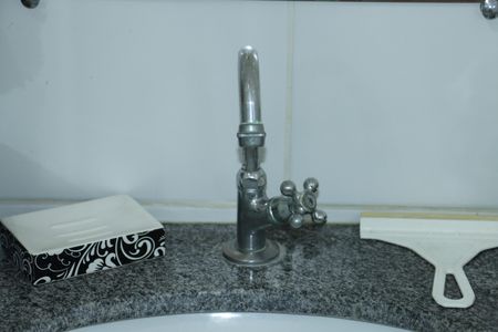 Casa de condomínio para alugar com 110m², 3 quartos e 2 vagasBanheiro Social