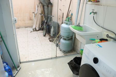 Casa de condomínio para alugar com 110m², 3 quartos e 2 vagasÁrea de Serviço