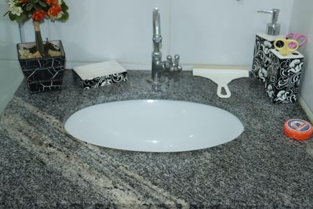 Casa de condomínio para alugar com 110m², 3 quartos e 2 vagasBanheiro Social