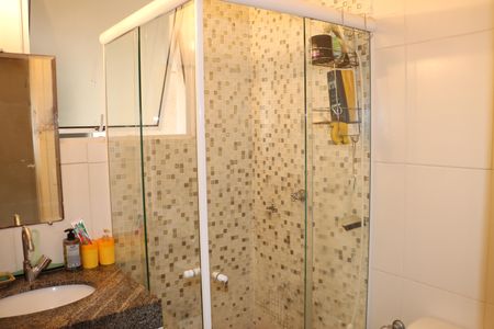 Casa de condomínio para alugar com 110m², 3 quartos e 2 vagasBanheiro da Suíte